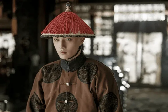 开云登录入口-出轨、冷暴力和家暴,阿扑带你了解许凯恋情风波>>>