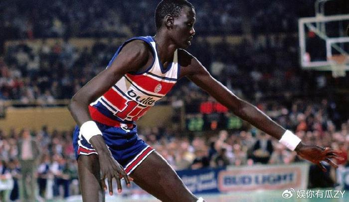 开云网页版中国官网-NBA自1946年成立以来臂展最长的十名球星，张伯伦第九、周琦第十