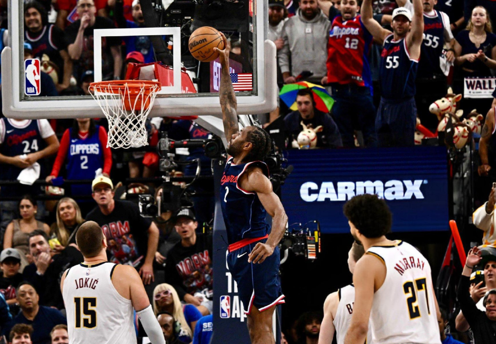 Kaiyun开云中国官网-多拿2800万!刚晋升夺冠热门,核心面临禁赛!哈登很难夺冠了