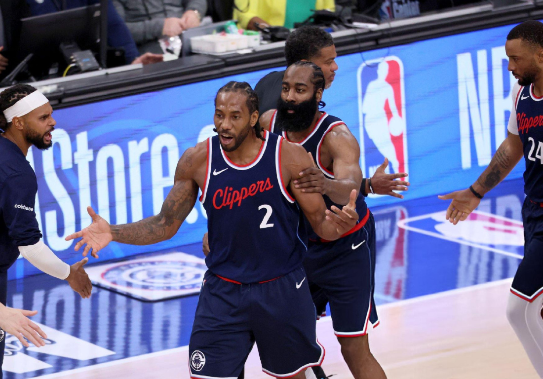 Kaiyun开云中国官网-多拿2800万!刚晋升夺冠热门,核心面临禁赛!哈登很难夺冠了