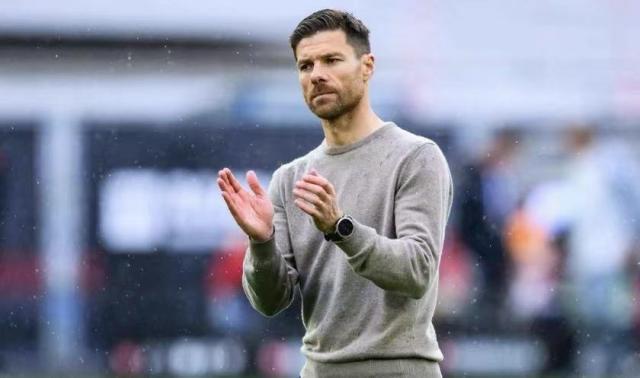 【夜读】C罗收到罚单