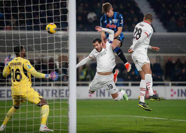 1733534892299035392.jpg Kaiyun网页版-CDK弑旧主送“女神”登顶,AC米兰不只输在争议判罚