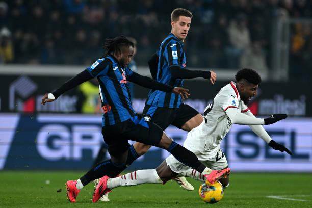 1733534928805056236.jpg Kaiyun网页版-CDK弑旧主送“女神”登顶,AC米兰不只输在争议判罚