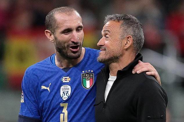 1633570556582022002.jpg 开云网页版中国官网-梁熙明:意大利暴露真实水平 卸掉不败包袱是好事