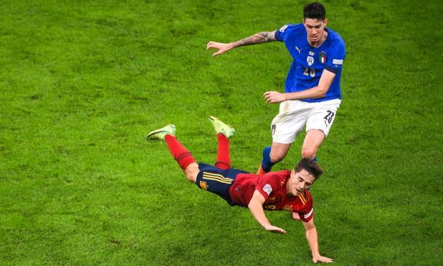 1633570615934028351.jpg 开云网页版中国官网-梁熙明:意大利暴露真实水平 卸掉不败包袱是好事