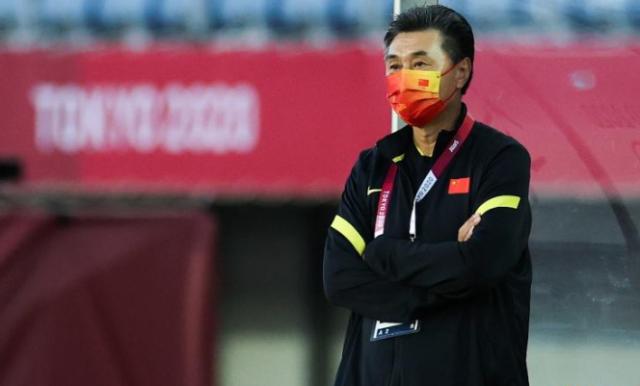 开云登录入口-【早报】拜仁:巴萨不还手就收着点!C罗:林皇竟叛国?