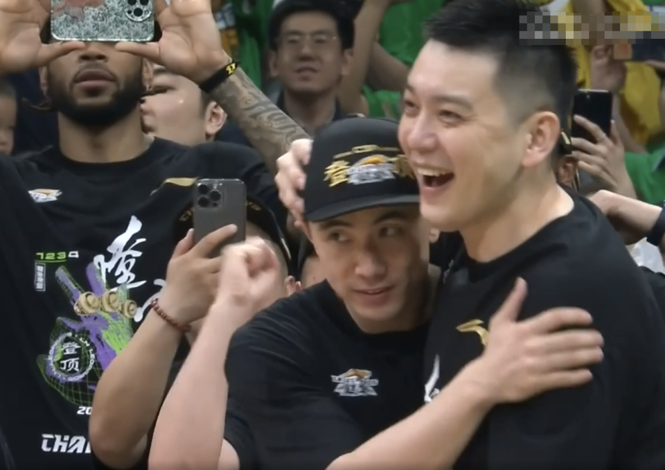 Kaiyun网页版-杨鸣下课,最大输家只有一个!这次恐怕辽篮谁来都留不住赵继伟了