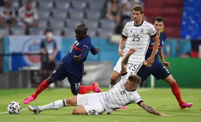 1623801203166096947.jpg Kaiyun中国官网-德法战复盘:三个战术细节决定两队命运